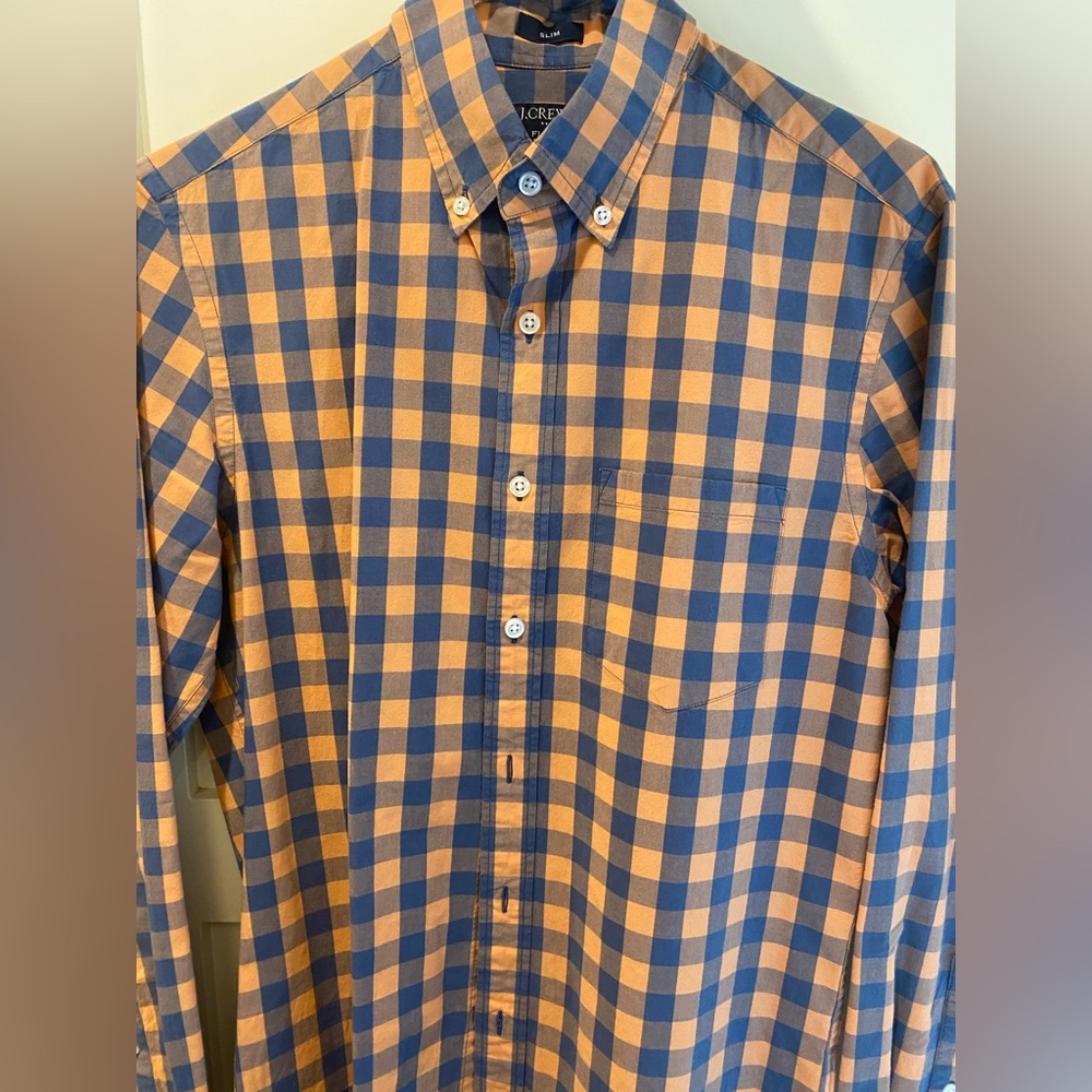 J.crew button down gingham shirt. Size small slim fit.